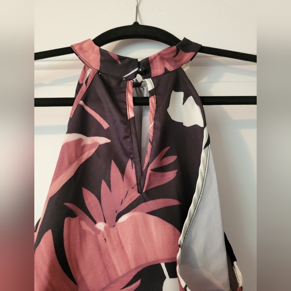 Shein Dress - Picture 2 of 3